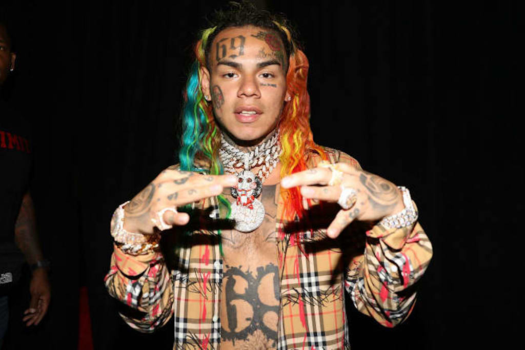 6ix9ine Reportedly 'Gangsta Checked' by Crips in Prison