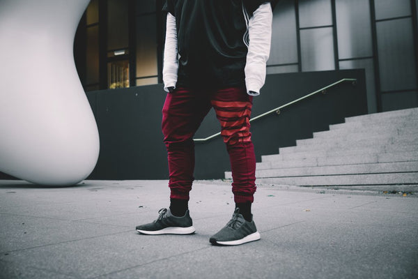 Carré Bande Pro Joggers: Not Your Average Pants