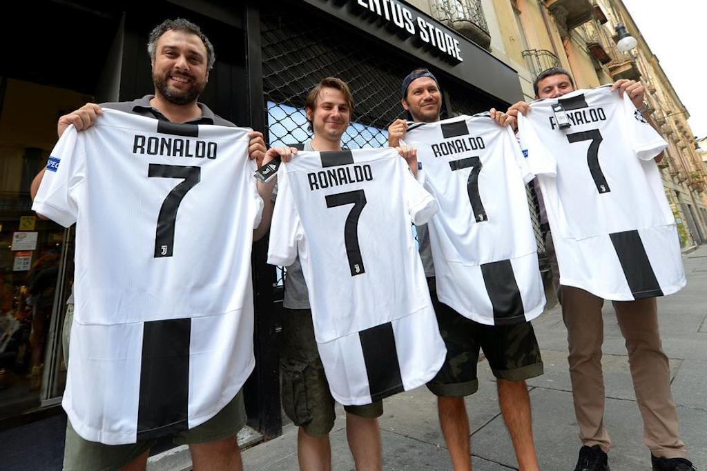 Juventus Sells Over $60M Of Ronaldo Jerseys In 24 Hours After Move From Spain