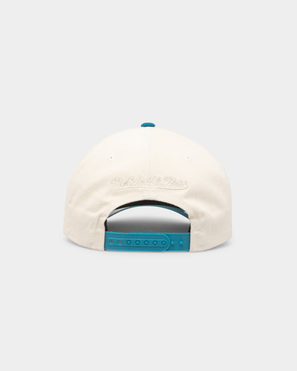 Mitchell & Ness Charlotte Hornets Pro Crown Snapback Off White/Teal