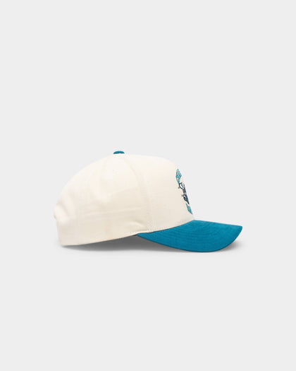 Mitchell & Ness Charlotte Hornets Pro Crown Snapback Off White/Teal