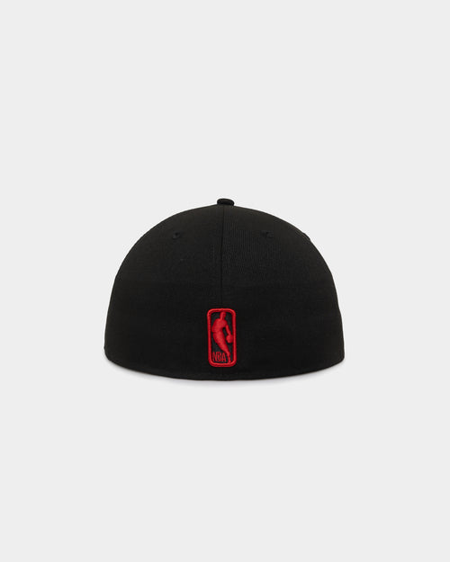 New Era Chicago Bulls "Scarlet Bottom" 59FIFTY Fitted Black/Scarlet