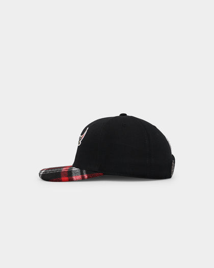 Pro Standard Chicago Bulls Prop Prep Plaid Snapback Black