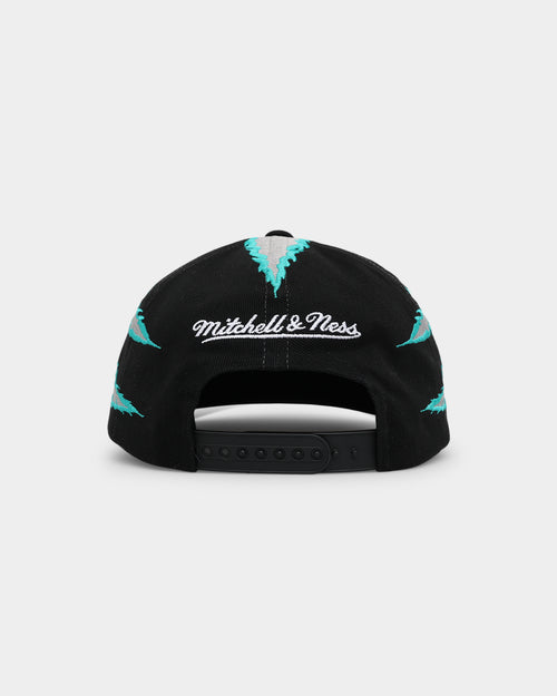 Mitchell & Ness Memphis Grizzlies Claw Snapback Black