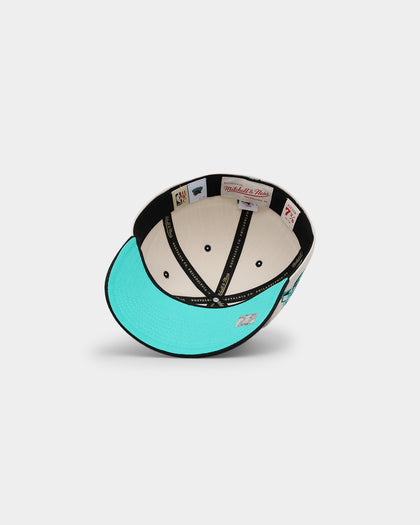 Mitchell & Ness Vancouver Grizzlies 'Diamond' Fitted Bone/Black