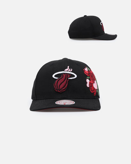 Mitchell & Ness Miami Heat 'Love & Devotion' Pro Crown Snapback Black
