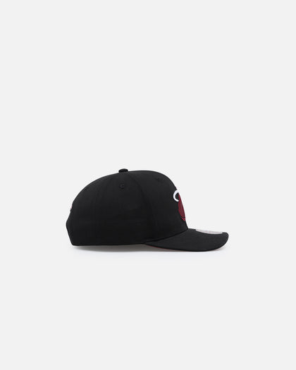 Mitchell & Ness Miami Heat 'Love & Devotion' Pro Crown Snapback Black