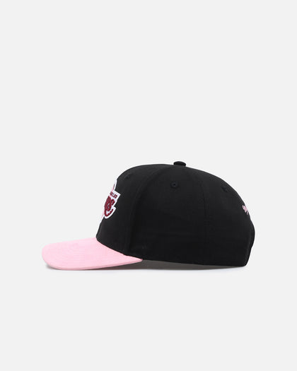 Mitchell & Ness Los Angeles Lakers 'Love & Devotion' Snapback Black/Pink