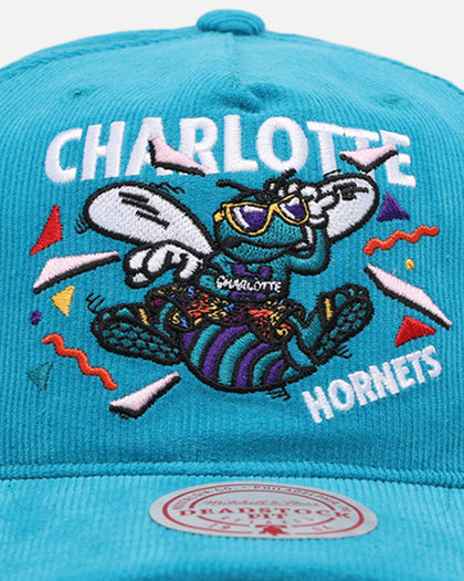 Mitchell & Ness Charlotte Hornets Suns Out Corduroy Deadstock Snapback Teal
