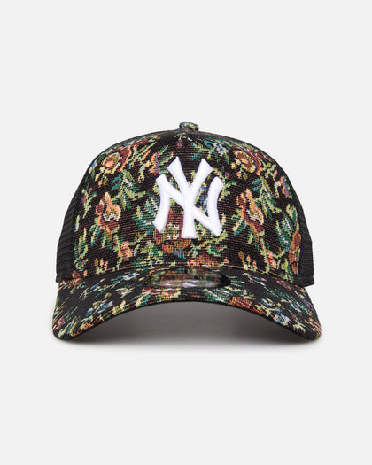 New Era New York Yankees 'Black Floral Tapestry' 9FORTY A-Frame Trucker Snapback Tapestry