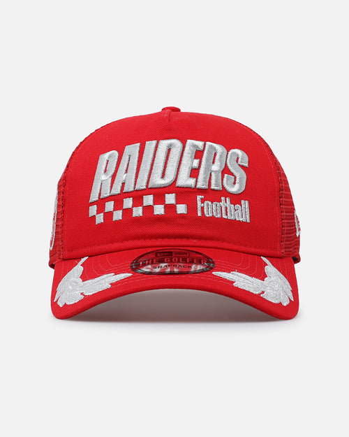 New Era Las Vegas Raiders 'Podium Pack' Pre-Curved Golfer Trucker Snapback Scarlett/Metallic