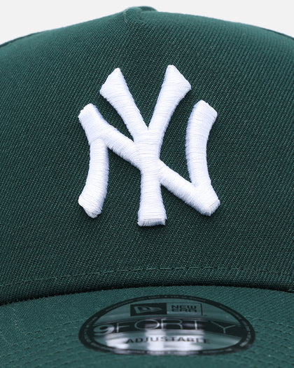 New Era New York Yankees 'Polychromatic' 9FORTY A-Frame Snapback Dark Green