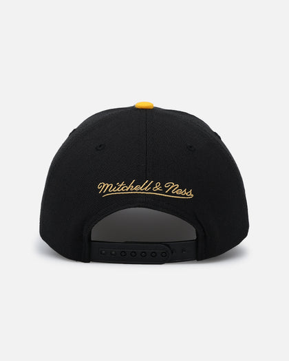 Mitchell & Ness Chicago Bulls "Enter The Dragon" Pro Crown Snapback Black/Ochre