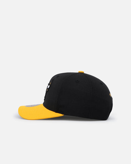 Mitchell & Ness Chicago Bulls "Enter The Dragon" Pro Crown Snapback Black/Ochre