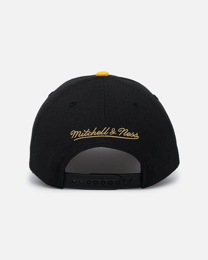 Mitchell & Ness Seattle SuperSonics "Enter The Dragon" Pro Crown Snapback Black/Ochre