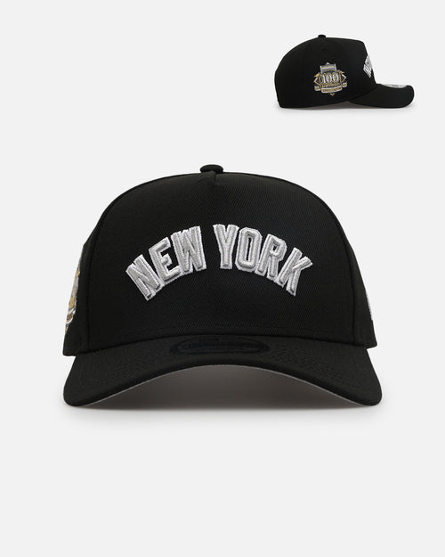 New Era New York Yankees 'Metallic Wordmark' 9FORTY A-Frame Snapback Black