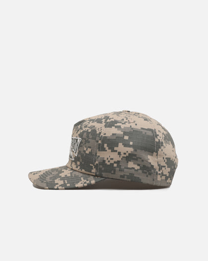 Strawberry Mountain Snapback Digi Camo