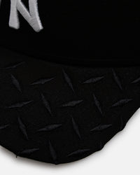 New Era New York Yankees 'Dark Steel' 9FORTY A-Frame Snapback Black/Grey