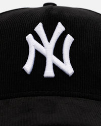 New Era New York Yankees 'Black Cord' 9FORTY A-Frame Corduroy Snapback Black
