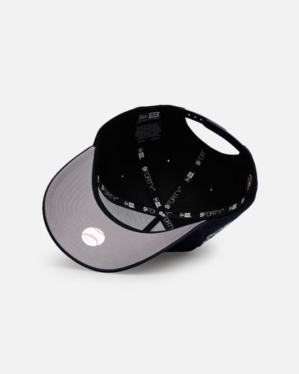 New Era New York Yankees 'Team Color Satin' 9FORTY A-Frame Snapback Official Team Color