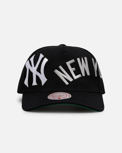 Mitchell & Ness New York Yankees 'Busted' Pro Pinch Snapback Black