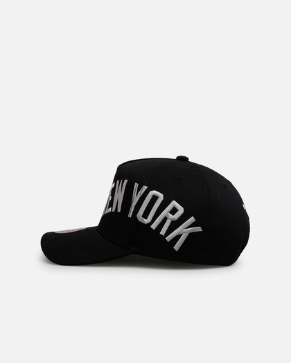 Mitchell & Ness New York Yankees 'Busted' Pro Pinch Snapback Black