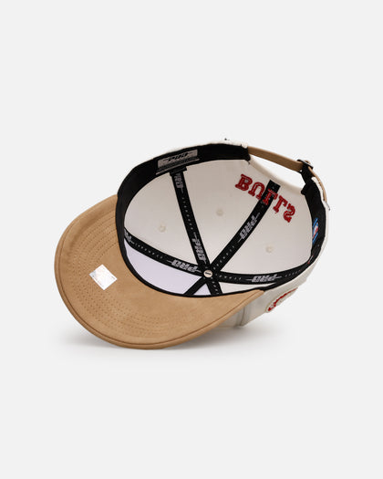 Pro Standard Chicago Bulls 'Signature Suede' Pro Pinch Strapback Eggshell