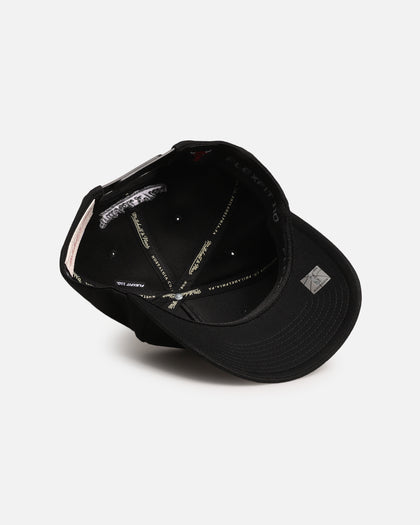 Mitchell & Ness Chicago Bulls 'Weald' Pro Pinch Snapback Black