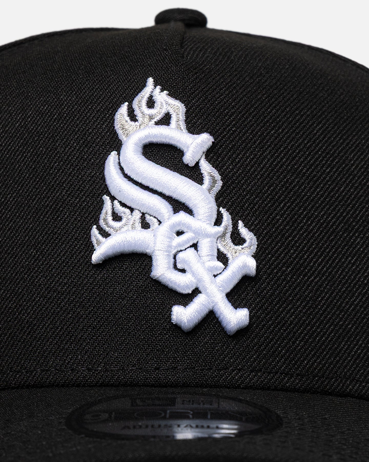 New Era Chicago White Sox 'Flame Logo' 9FORTY A-Frame Snapback