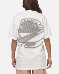 Nike Sportswear Loose World T-Shirt Sail