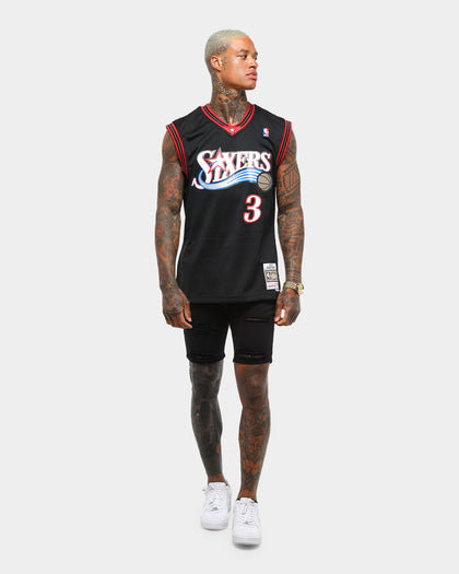 Mitchell & Ness Philadelphia 76ers Allen Iverson #3 Swingman Jersey Black