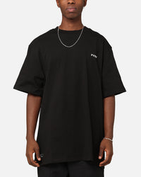 PYRA Core Logo T-Shirt Black/White