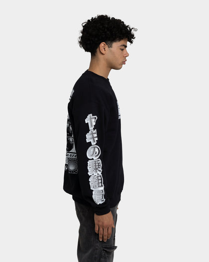 Goat Crew Anime Crewneck Black