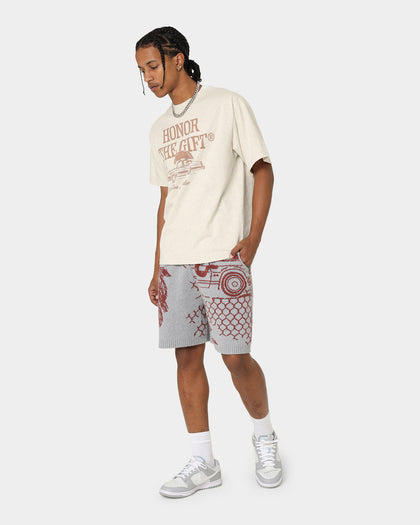 Honor The Gift HTG Pack T-Shirt Oatmeal