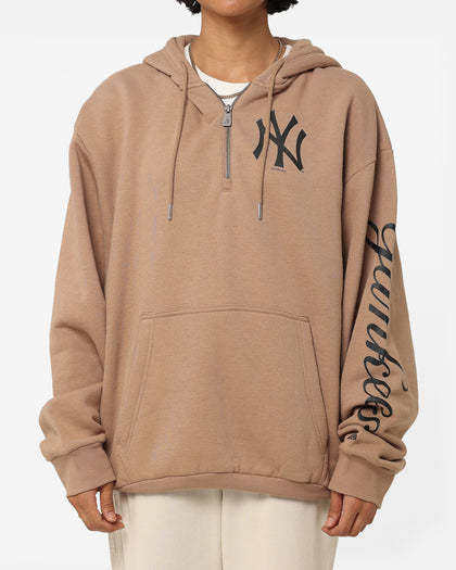New Era New York Yankees Quarter Zip Sleeve Script Hoodie Khaki/Black
