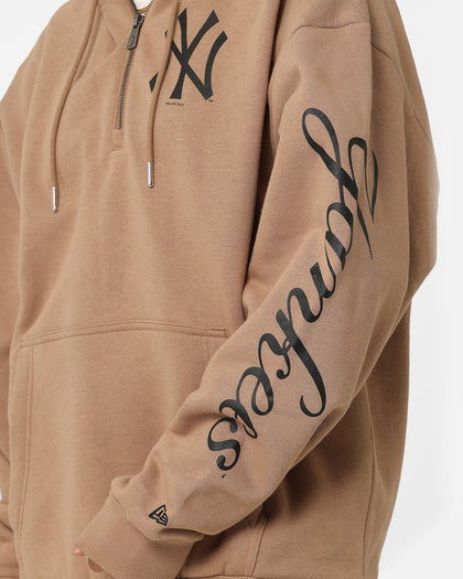 New Era New York Yankees Quarter Zip Sleeve Script Hoodie Khaki/Black