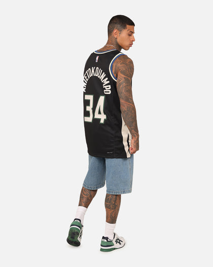 Maillots de Giannis Antetokounmpo - Basketball Emotion Maillots de Giannis Antetokounmpo - Basketball Emotion