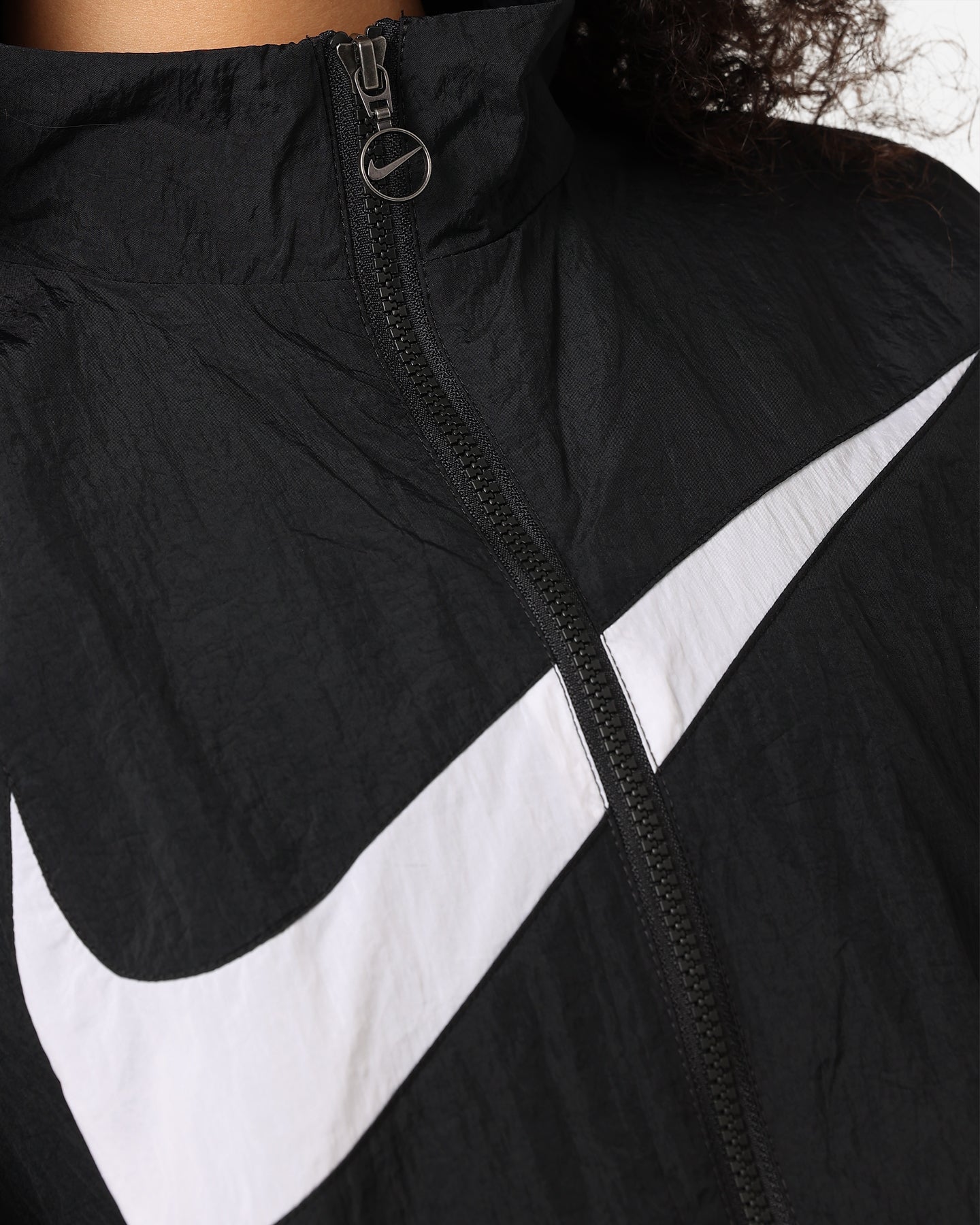 nike women's swoosh woven jacket