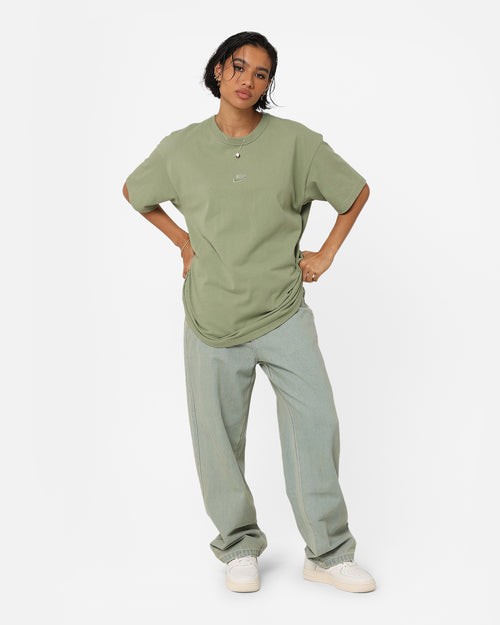 Nike Sportswear Premium Essentials Sustainable T-Shirt Oil Green