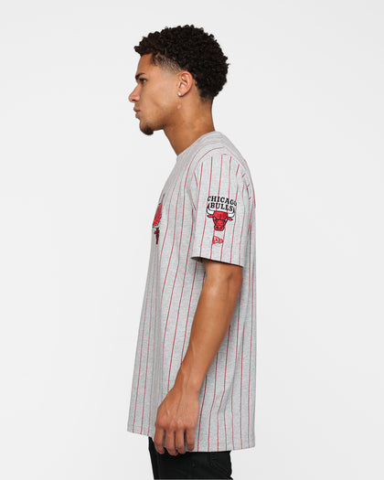 New Era Chicago Bulls Pinstripe T-Shirt Grey