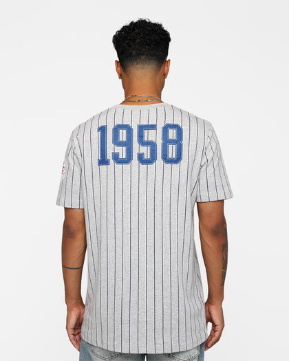 New Era Los Angeles Dodgers Pinstripe T-Shirt Grey
