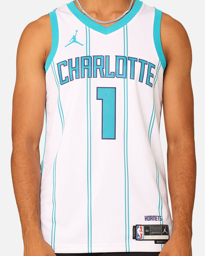 Nike Charlotte Hornets Lamelo Ball Association Edition 2022/23 Dri-FIT Swingman Jersey White