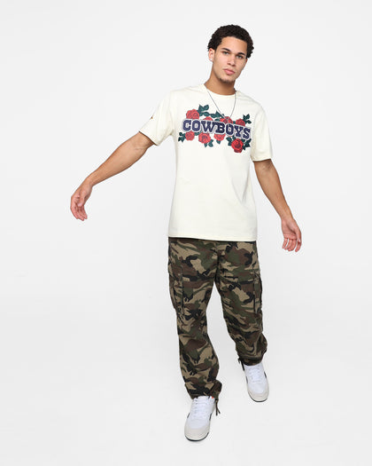 Pro Standard Dallas Cowboys Roses T-Shirt Eggshell