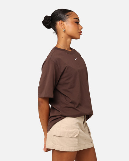 Nike Women's Sportswear Essential Boyfriend T-Shirt Baroque Brown