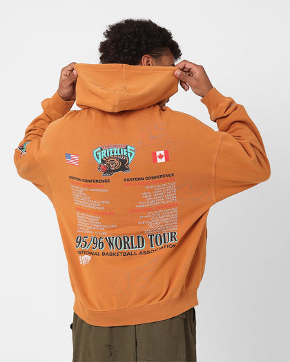 Mitchell & Ness Vancouver Grizzlies Tour Hoodie Bronze