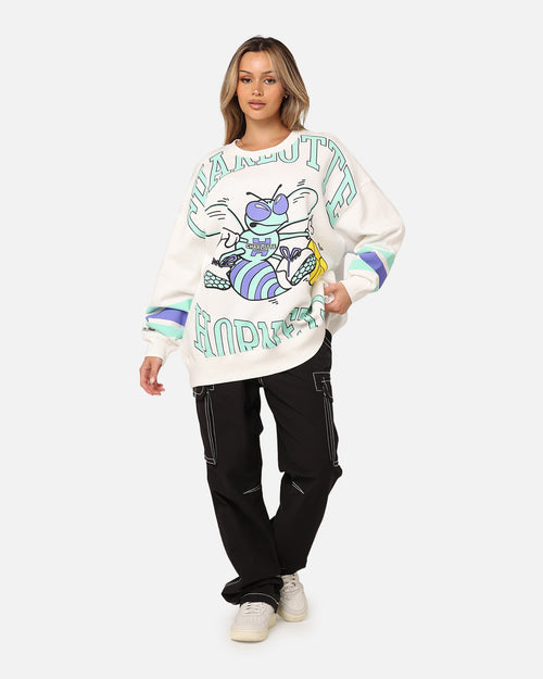 Mitchell & Ness Women's Charlotte Hornets Hockey Vibe Crewneck Vintage White