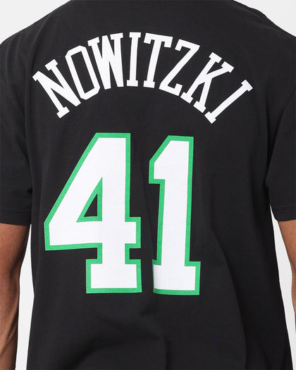 Mitchell & Ness Dallas Mavericks Dirk Nowitzki Player N&N T-Shirt Vintage Black