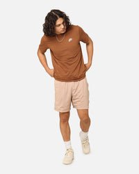 Nike Sportswear Club T-Shirt Light British Tan