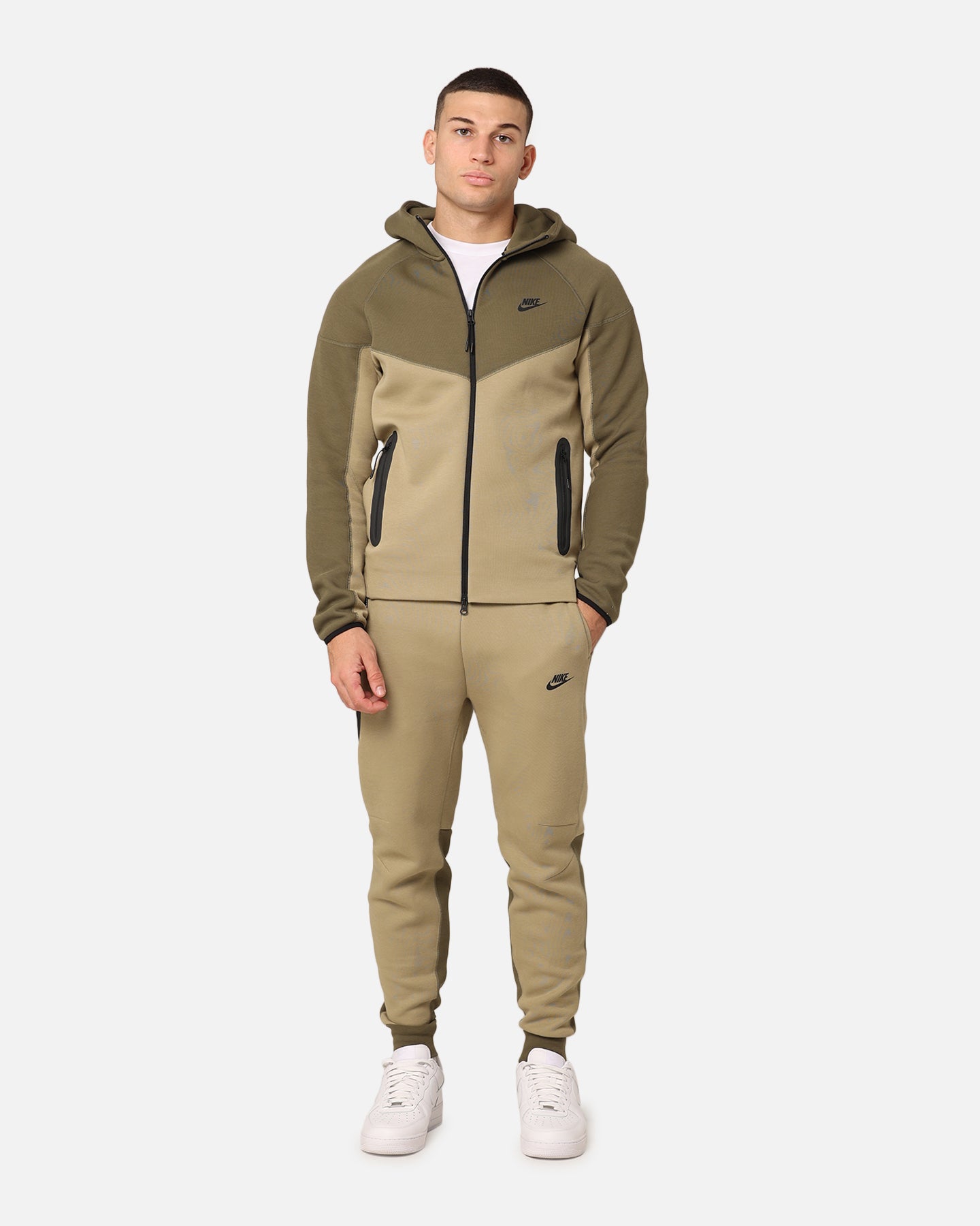 nike sportswear tech fleece olive
