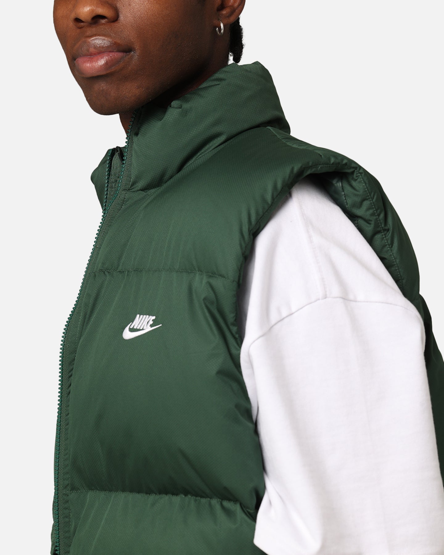 NIKE TF CLUB VEST PRIMALOFT グリーン　 XL 新品】NIKE M CLUB PUFFER VEST 